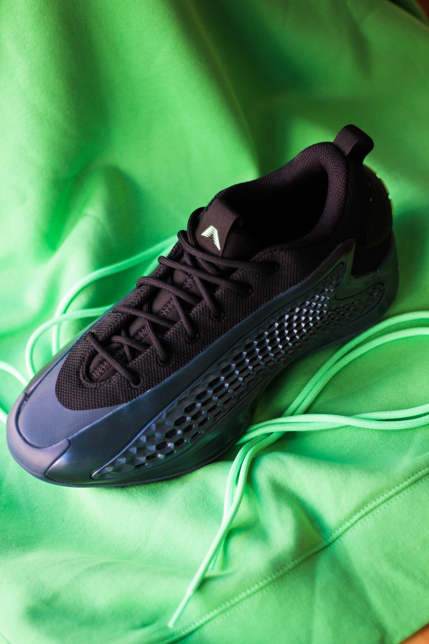 ADIDAS AE 1 LOW ARCTIC NIGHT/CORE BLACK/SCREAMING GREEN