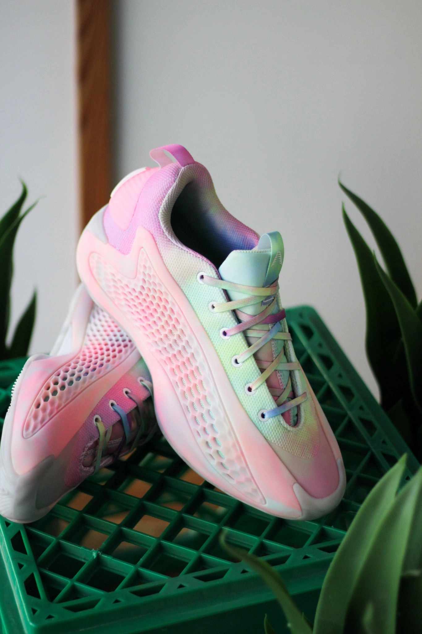 ADIDAS AE 1 LOW CLOUD WHITE/ARCTIC ORANGE/BLISS PINK