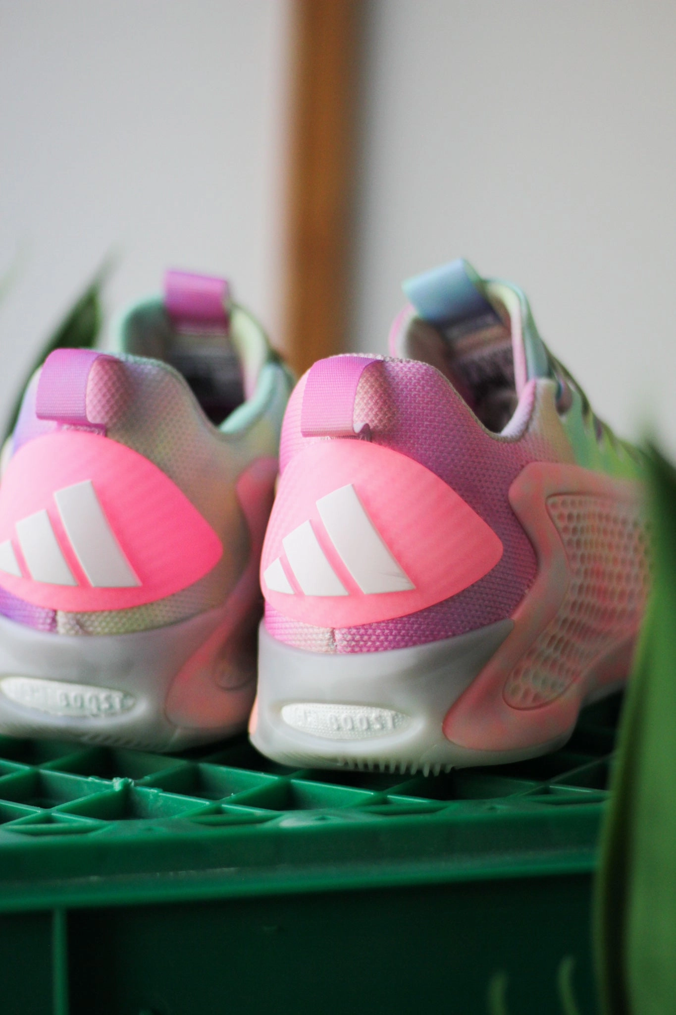 ADIDAS AE 1 LOW CLOUD WHITE/ARCTIC ORANGE/BLISS PINK