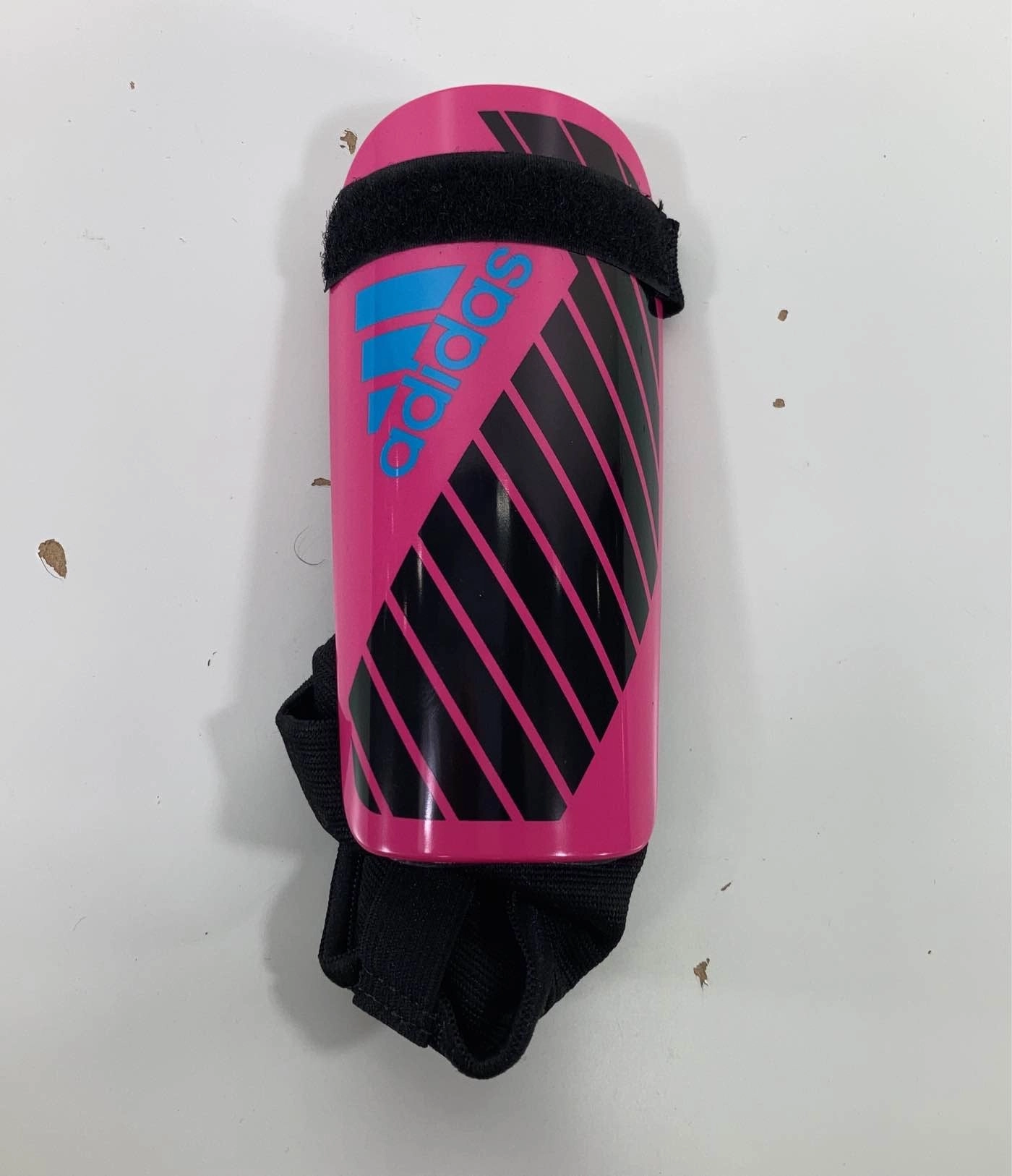 Adidas Childrens Shin Guards, Medium