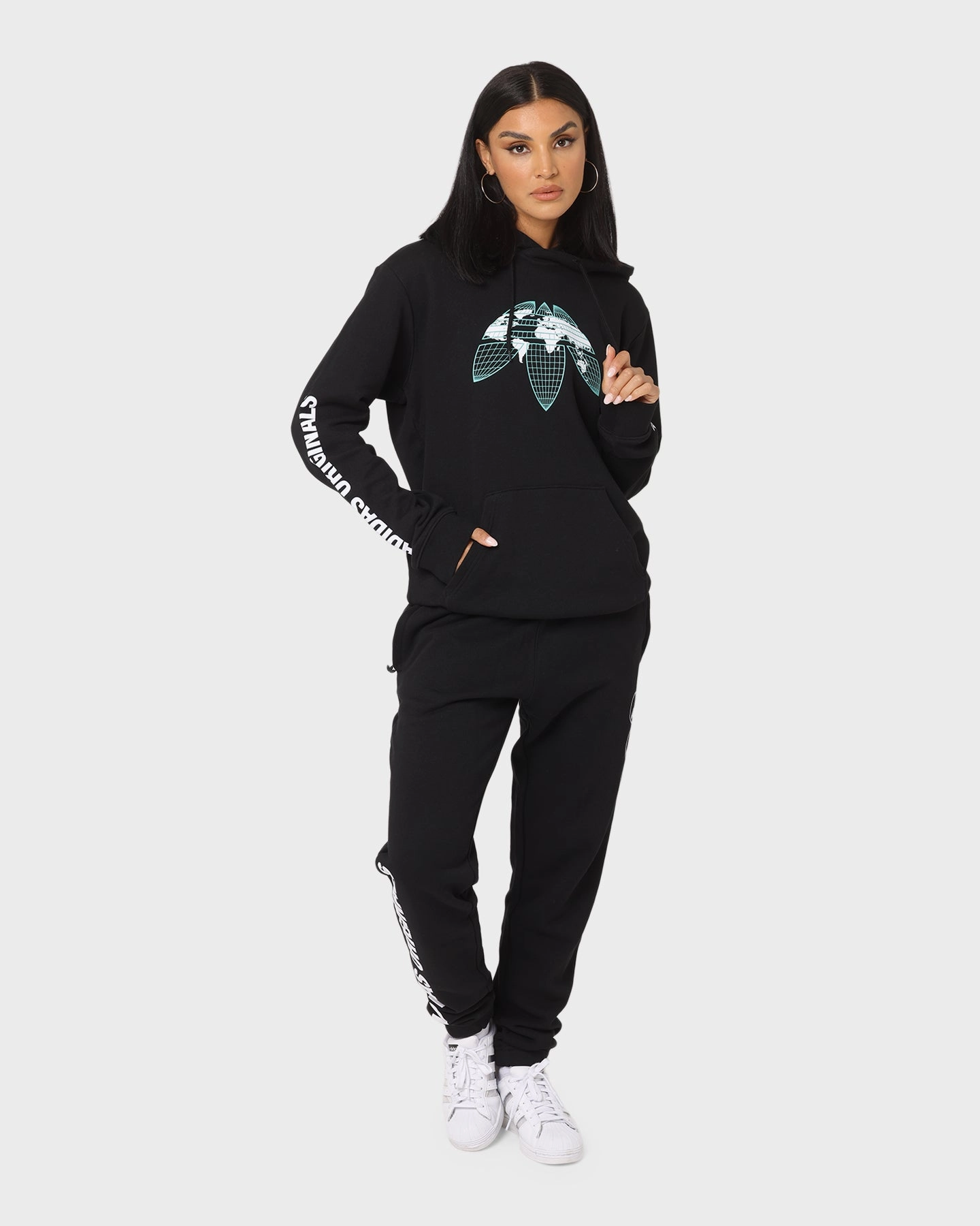 Adidas Graphics United Hoodie Black