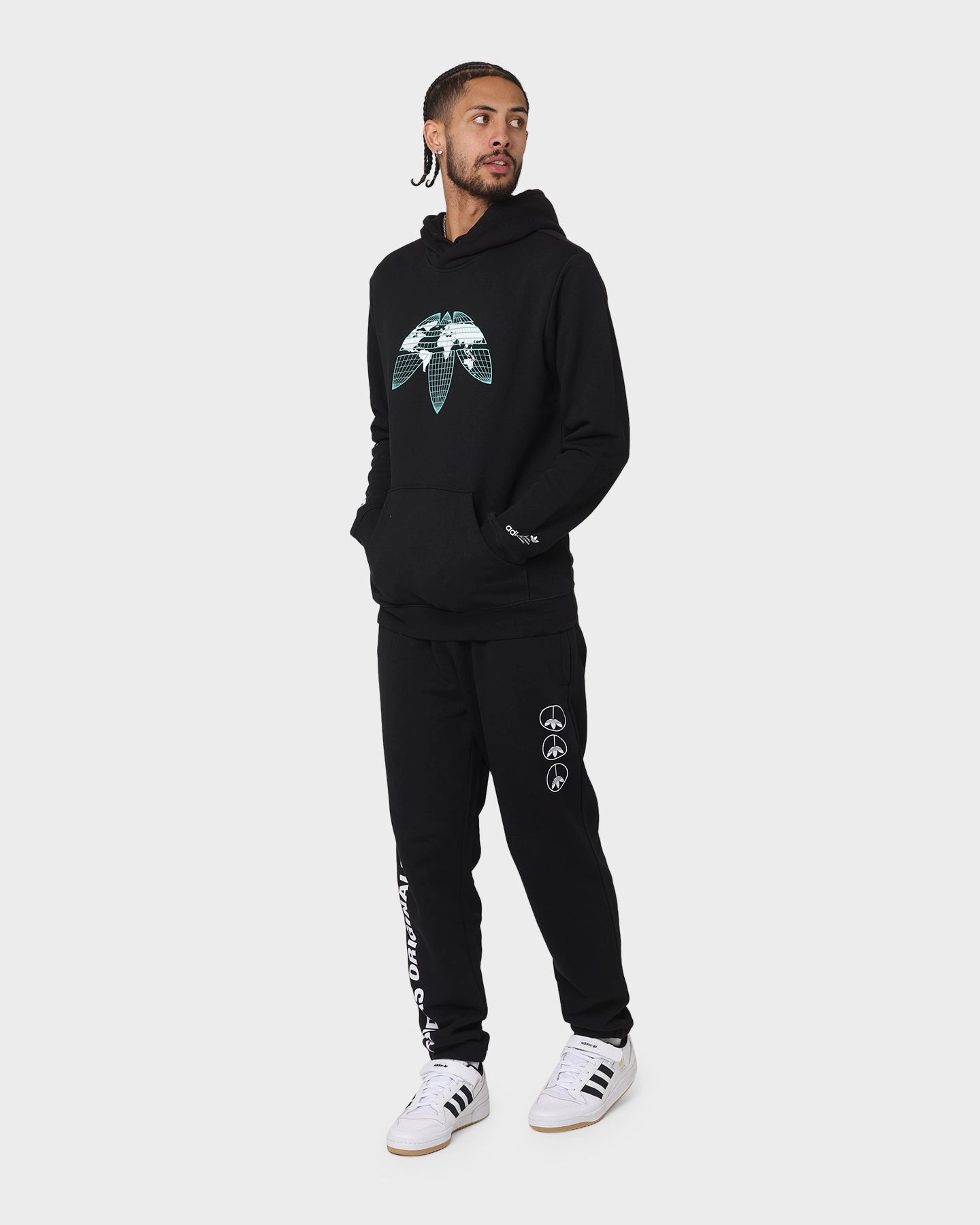 Adidas Graphics United Hoodie Black