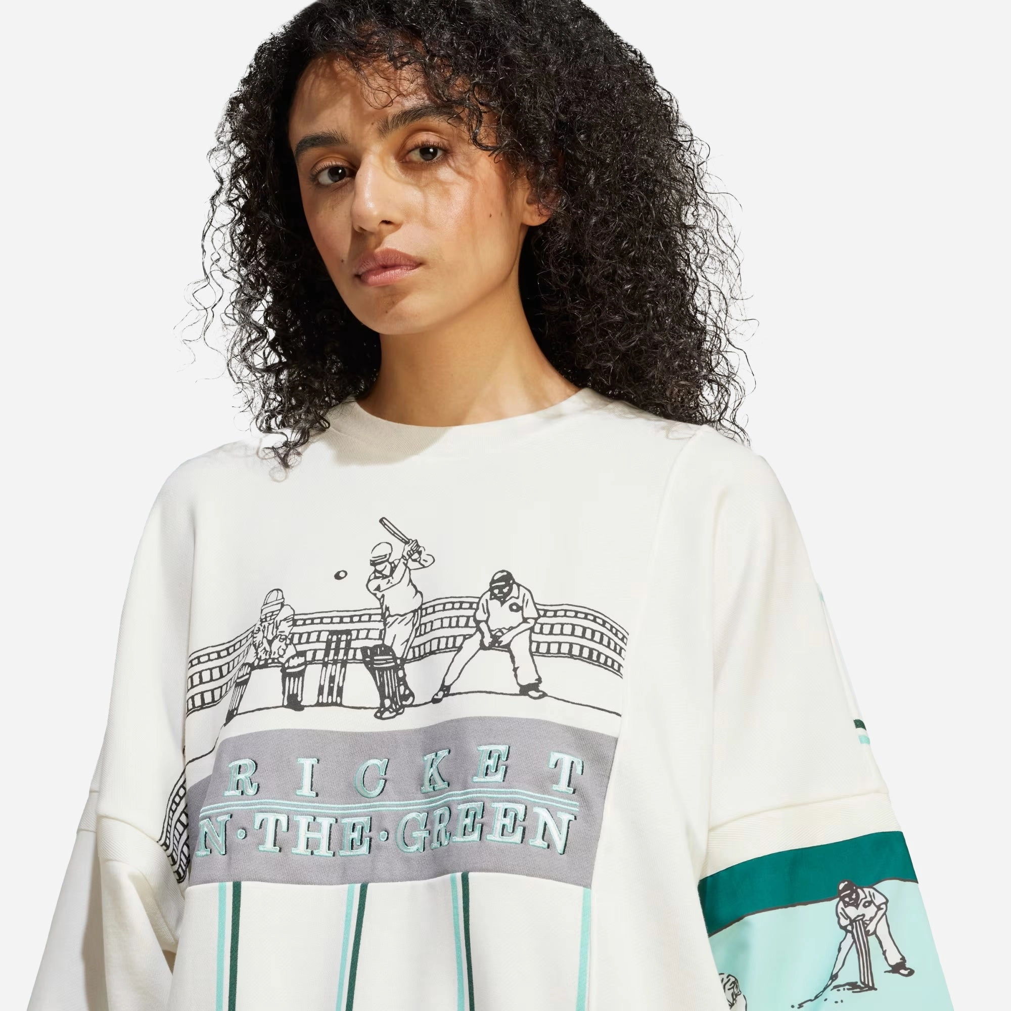 Adidas Originals | RETRO SPORTS CRICKET-INSPIRED CREW SWEATSHIRT { OFF WHITE