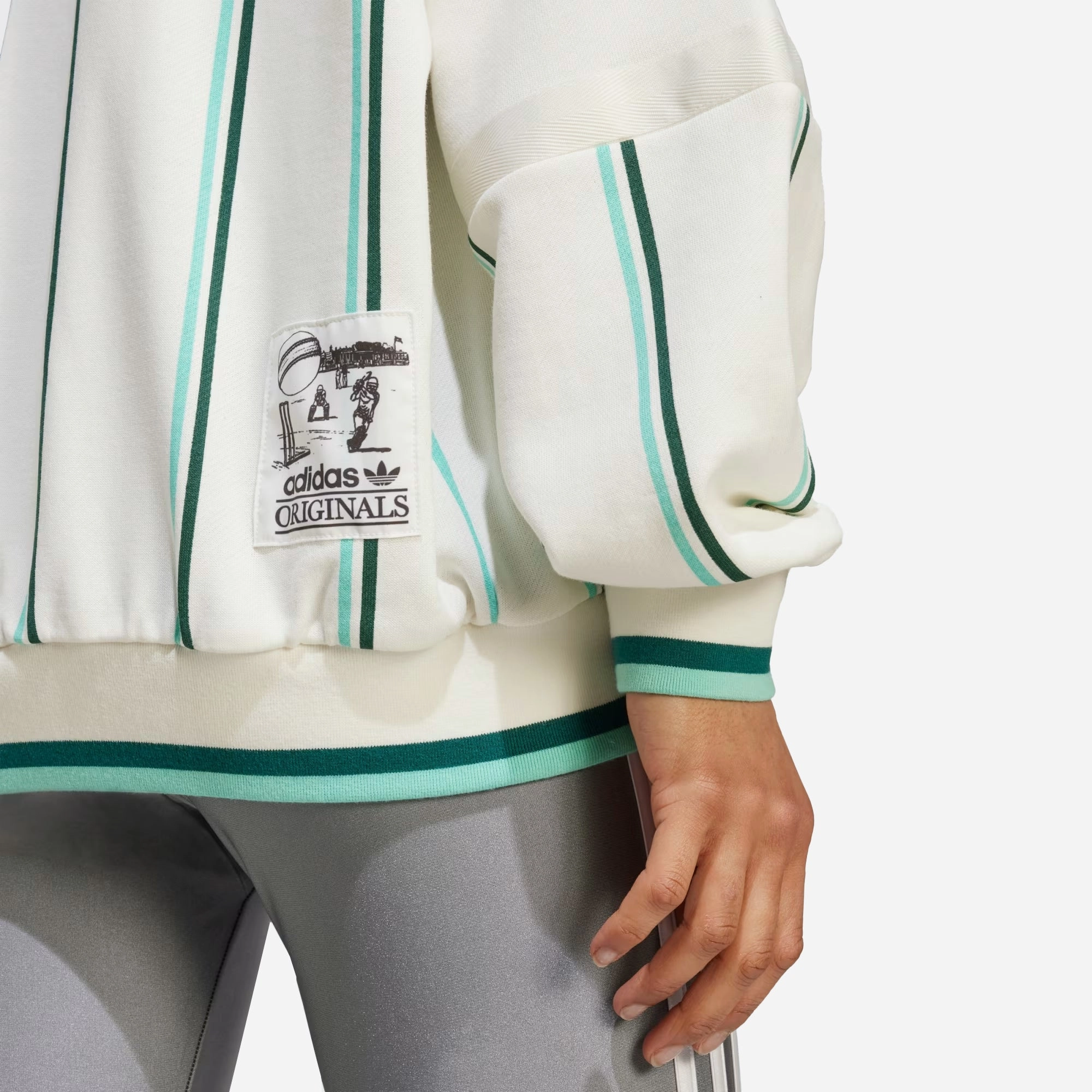 Adidas Originals | RETRO SPORTS CRICKET-INSPIRED CREW SWEATSHIRT { OFF WHITE