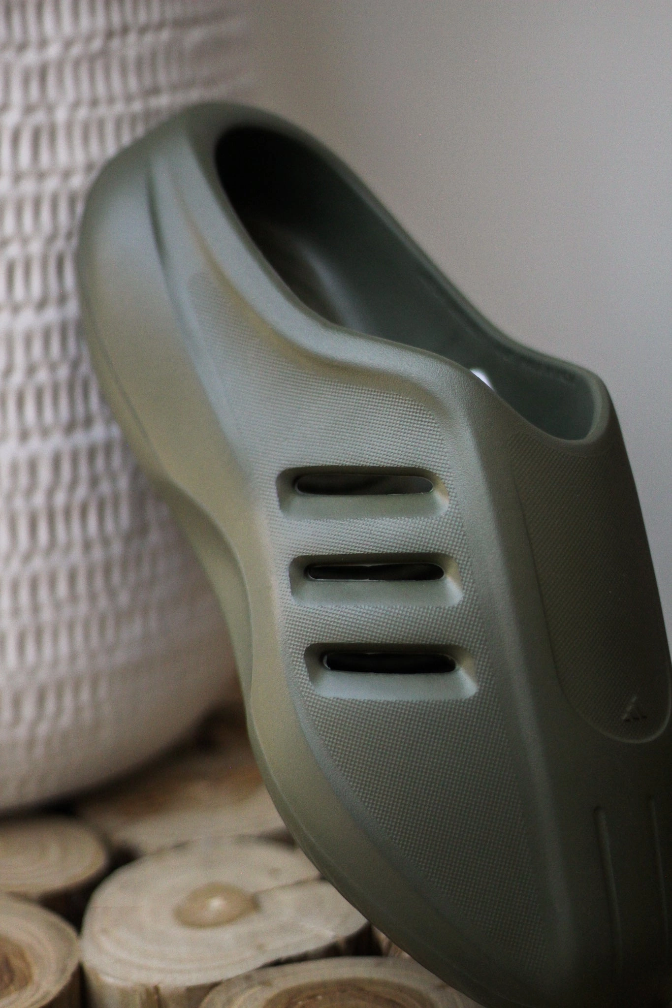 ADIFOM IIINFINITY MULE FOCUS OLIVE