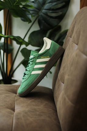 HANDBALL SPEZIAL PRELOVED GREEN