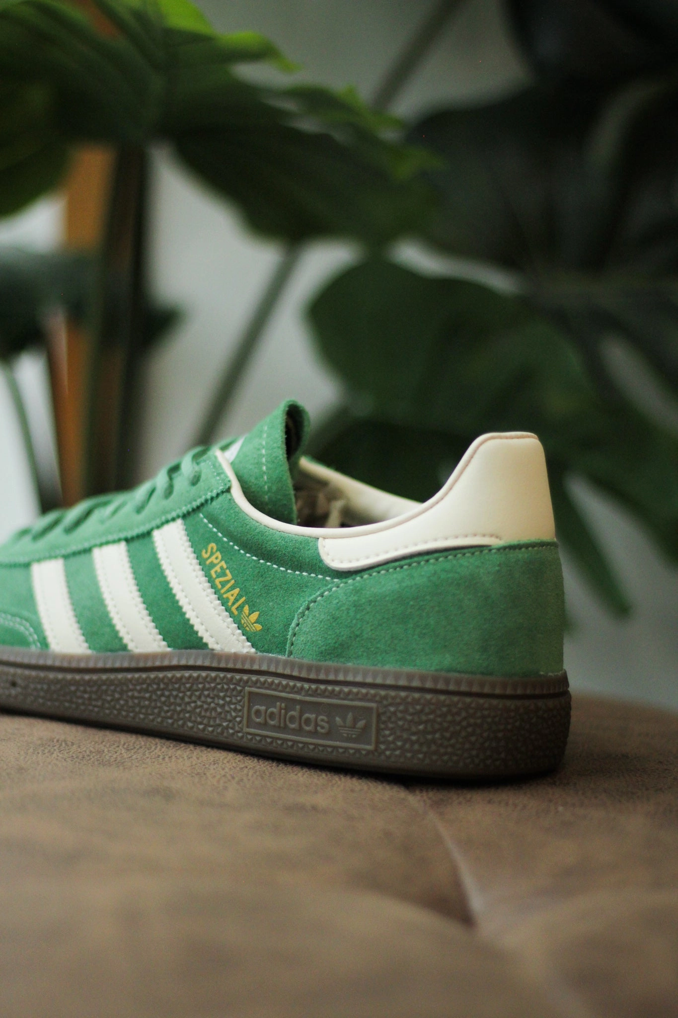 HANDBALL SPEZIAL PRELOVED GREEN
