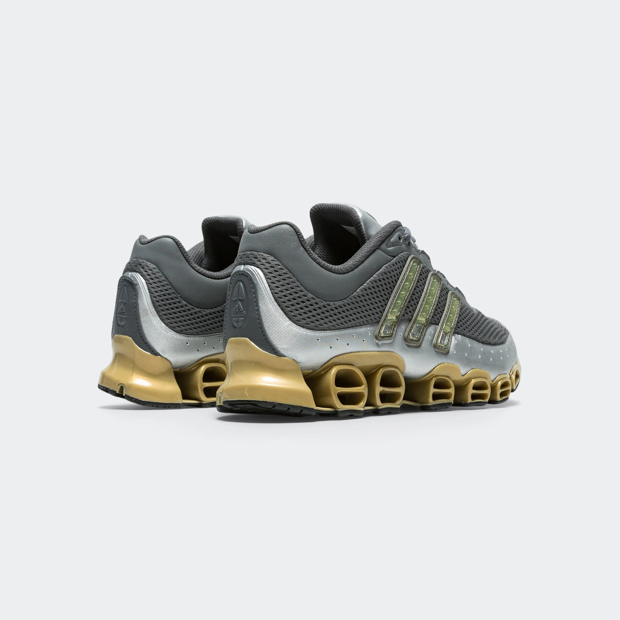 Megaride - Grey Four/Gold Metallic-Metallic Silver