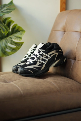TEMPER RUN BLACK