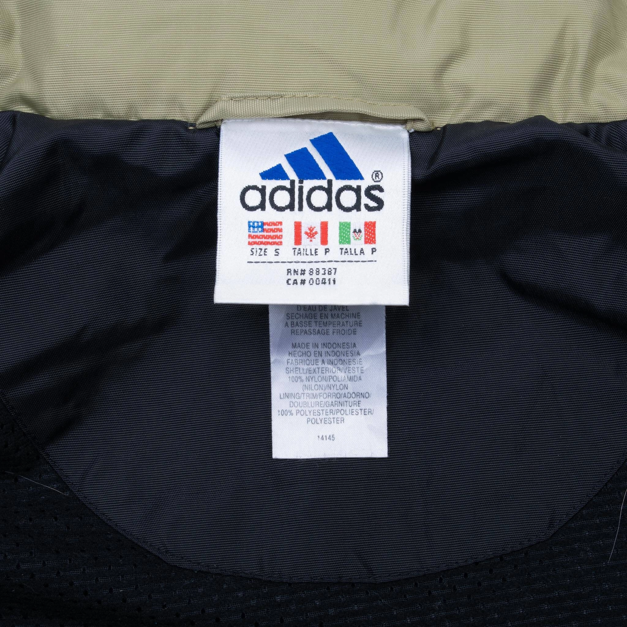 VINTAGE ADIDAS BLACK WINDBREAKER JACKET 1990S SMALL