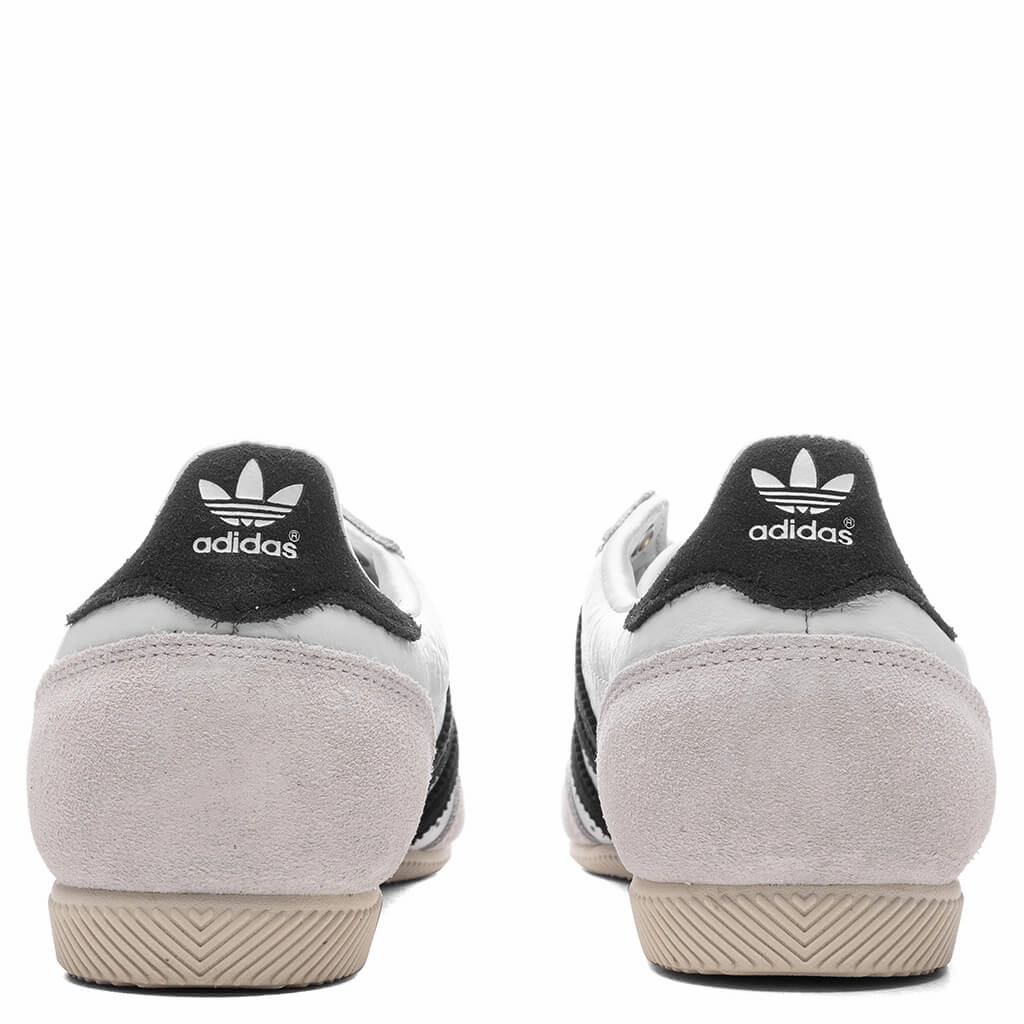 Women's Japan - Cloud White/Core Black/Gold Metallic